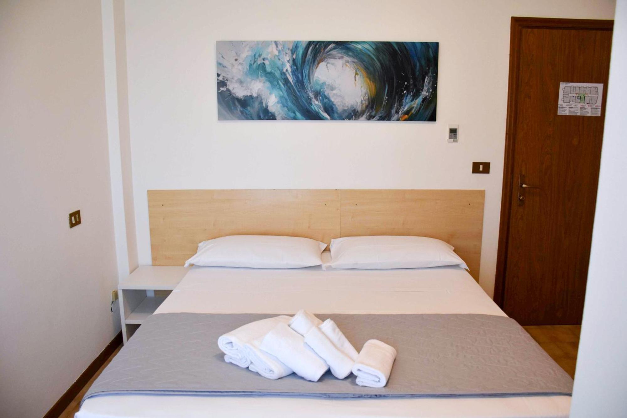 לידו די ג'סולו Hotel Umberto מראה חיצוני תמונה